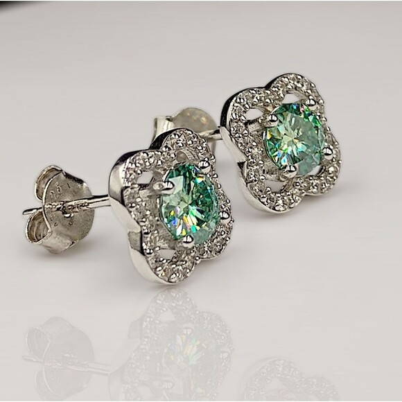 Certified 1CT Blue Green Moissanite Four-Leaf Halo Cluster Stud Earrings - Picture 2 of 8